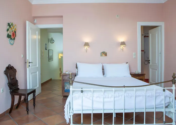 Boutique Andronice Tsoukaladhes