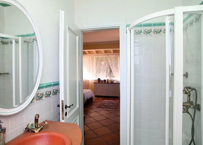 Boutique Andronice Tsoukaladhes